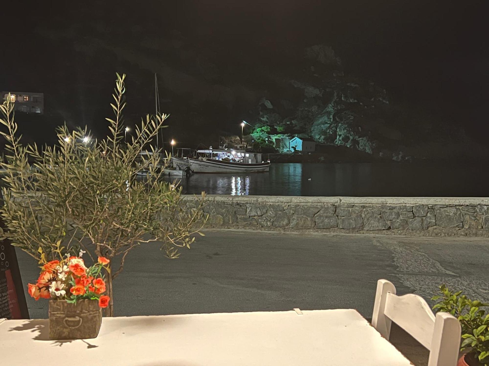 Mastiha Seaside Emporios Apartments Emporeios  Екстер'єр фото